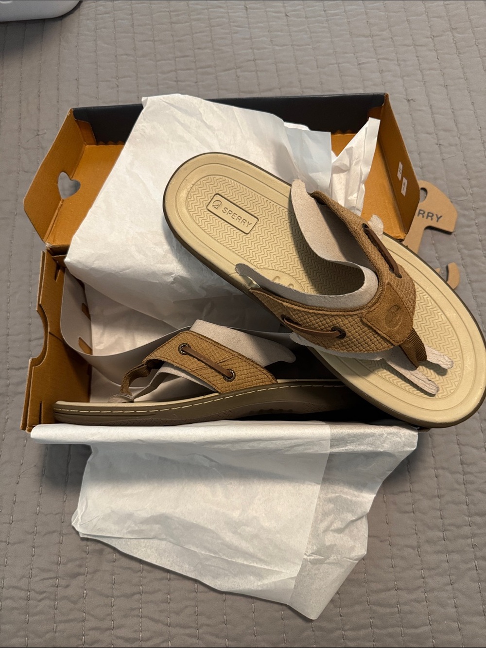 Sperry Men’s Tan Brown Flip-Flop Sandals